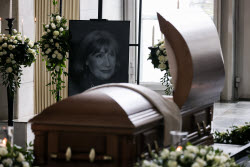 (+VIDEO) Moscow bids farewell to TV director Kaleria Kislova
