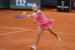 Теннисный турнир WTA 1000 в Риме, 1/4 финала: Жасмин Паолини (Италия) - Диана Шнайдер (Россия) - 6:7, 6:4, 6:2