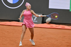 Теннисный турнир WTA 1000 в Риме, 1/4 финала: Жасмин Паолини (Италия) - Диана Шнайдер (Россия) - 6:7, 6:4, 6:2