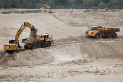 Bagayevsky hydrosystem under construction in Rostov-on-Don Region, Russia