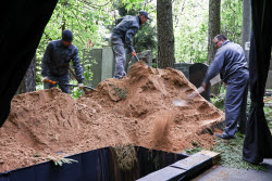 Farewell ceremony for actress Nina Grebeshkova in Moscow