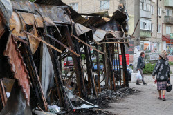 Последствия обстрела Токмака в Запорожской области