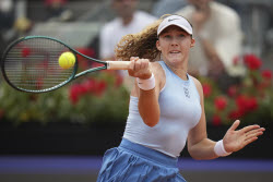 Теннисный турнир WTA 1000 в Риме, 1/4 финала: Кори Гауфф (США) - Мирра Андреева (Россия) - 6:4, 7:6 (7:5)