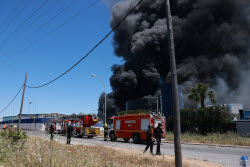 Fire in a factory in Alcala de Guadaira - Seville