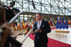 EU trade ministers meet to discuss EU-US trade relations, economic security