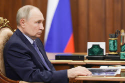 Встреча президента РФ Путина с председателем ПСБ Фрадковым