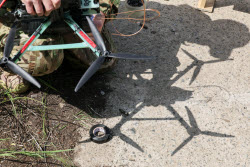 Работа операторов FPV-дронов на запорожском направлении СВО