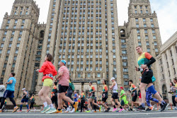 Легкоатлетическая эстафета по Садовому кольцу в Москве