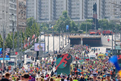 Легкоатлетическая эстафета по Садовому кольцу в Москве