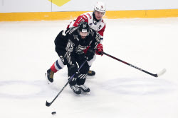 Kontinental Hockey League Playoffs: Traktor Chelyabinsk vs Lokomotiv Yaroslavl