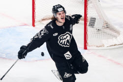 Kontinental Hockey League Playoffs: Traktor Chelyabinsk vs Lokomotiv Yaroslavl