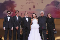 France Cannes 2025 Nouvelle Vague Red Carpet
