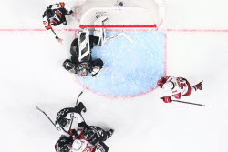 Kontinental Hockey League Playoffs: Traktor Chelyabinsk vs Lokomotiv Yaroslavl
