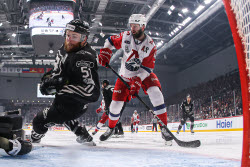Kontinental Hockey League Playoffs: Traktor Chelyabinsk vs Lokomotiv Yaroslavl
