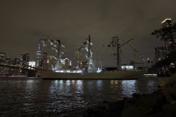 Brooklyn Bridge Collision