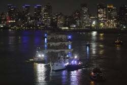 Brooklyn Bridge Collision