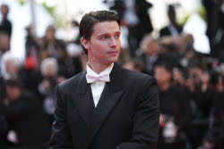 France Cannes 2025 The Phoenician Scheme Red Carpet