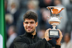 Tennis: Premiazione Finale Maschile Sinner-Alcaraz Agli Internazionali