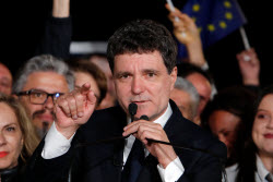 Reactions after the second round of Presidential election in Romania