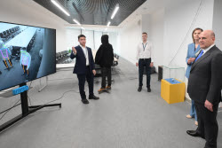 Russian PM Mishustin visits Lomonosov Cluster of Moscow State University