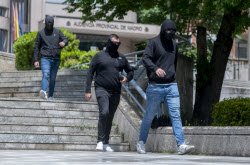 Vinicius Testifies As Witness In Trial Against Four Frente AtlÃ©Tico Ultras For Hanging A Hanging Doll From A Bridge