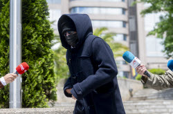 Vinicius Testifies As Witness In Trial Against Four Frente AtlÃ©Tico Ultras For Hanging A Hanging Doll From A Bridge