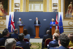 Первый после Brexit саммит Великобритании и Евросоюза в Лондоне