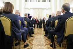 Пасхальный прием министра иностранных дел РФ Лаврова