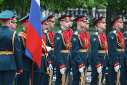 Союз театральных деятелей РФ возложил цветы к Могиле Неизвестного Солдата
