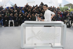 Фотосессия съемочной группы фильма "Альфа" на 78-м Каннском кинофестивале