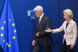 EU Commission President von der Leyen meets Czech President Pavel in Belgium