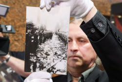 Передача Музею Победы фотографий военного фотокорреспондента ТАСС Халдея