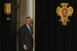 Portuguese President de Sousa receives political parties following the legislative elections