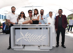 Un Simple Accident - Photocall - 78th Cannes Film Festival