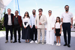 Un Simple Accident - Photocall - 78th Cannes Film Festival