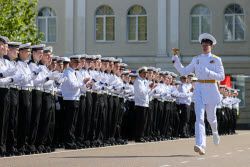 Последний звонок в Нахимовском училище в Севастополе
