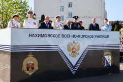 Последний звонок в Нахимовском училище в Севастополе