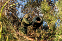 Howitzer crew involved in special military operation