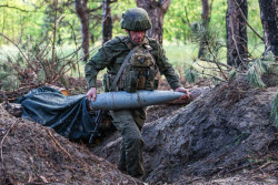 Howitzer crew involved in special military operation