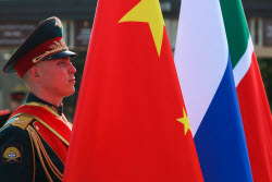 Chinese delegation in Victory Park in Kazan, Russia
