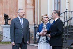 Рабочая поездка заместителя председателя Совбеза РФ Медведева в Санкт-Петербург