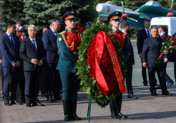 Chinese delegation in Victory Park in Kazan, Russia