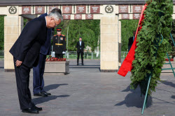 Chinese delegation in Victory Park in Kazan, Russia