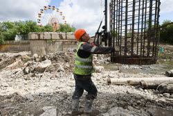 Bridge over Lugan River under construction in Lugansk