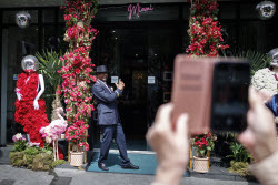 Цветочный фестиваль Chelsea in Bloom на западе Лондона