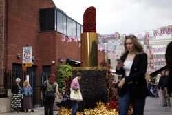 Цветочный фестиваль Chelsea in Bloom на западе Лондона