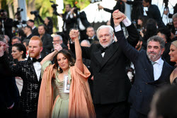 78eme Festival International Du Film De Cannes. MontÃƒÂ©E Des Marches Du Film The History Of Sound. MPP