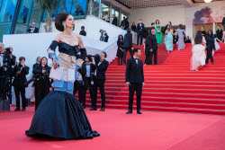 78eme Festival International Du Film De Cannes. MontÃƒÂ©E Des Marches Du Film The History Of Sound. CARLIER