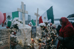 New York City Mayor holds vigil for vicitms of Mexican naval ship accident