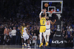 APTOPIX Pacers Knicks Basketball